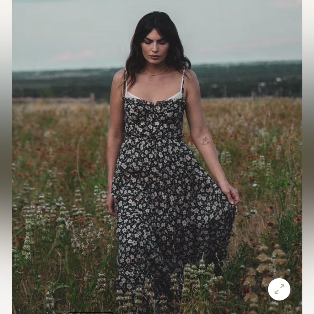 Tecovas The Willow Dress by Kristopher Brock - Picture 5 of 14